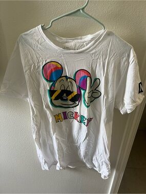 Neff Disney White Mickey Peace Sign Graphic Tee with Multicolor Print